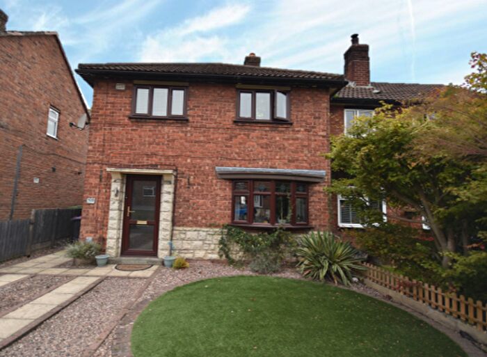 3 Bedroom Semi-Detached House For Sale In Thompson Drive, Whitchurch, SY13
