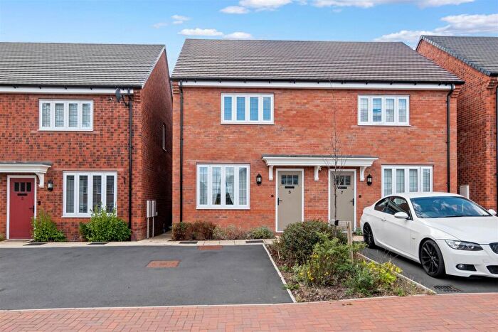 2 Bedroom Semi-Detached House For Sale In Hopper Avenue, Stratford-Upon-Avon, CV37