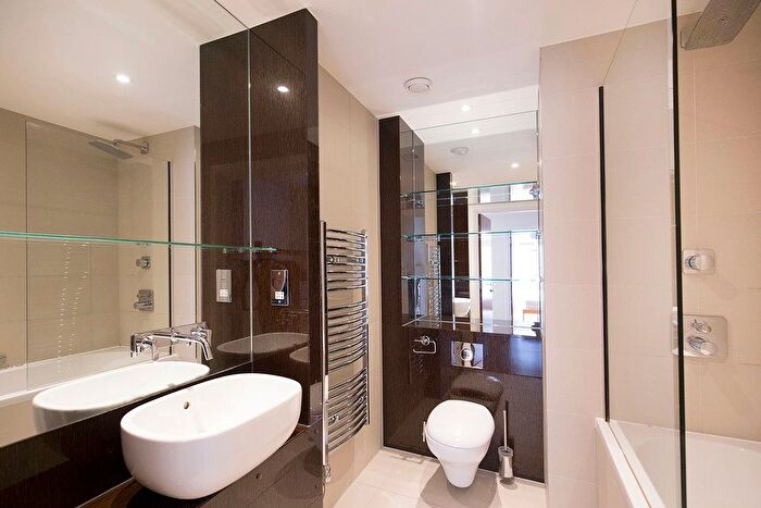 1 Bedroom Flat To Rent In Henry Macaulay Avenue, Kingston Upon Thames, KT2