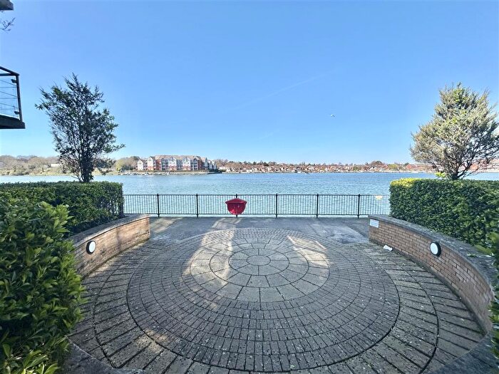 2 Bedroom Apartment To Rent In Hawkeswood Road, Southampton, SO18