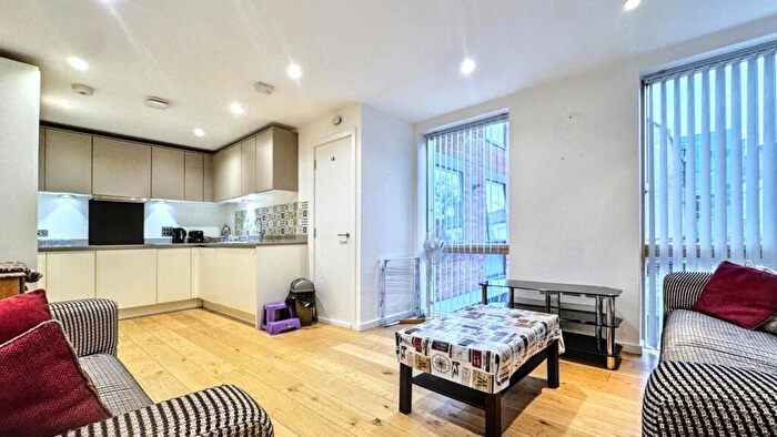 1 Bedroom Flat To Rent In Cabot Apartments, Surrey Street, Bristol, BS2