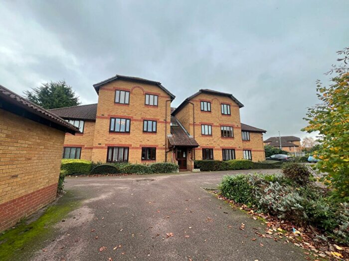 1 Bedroom Flat To Rent In Hirondelle Close, Northampton, NN5