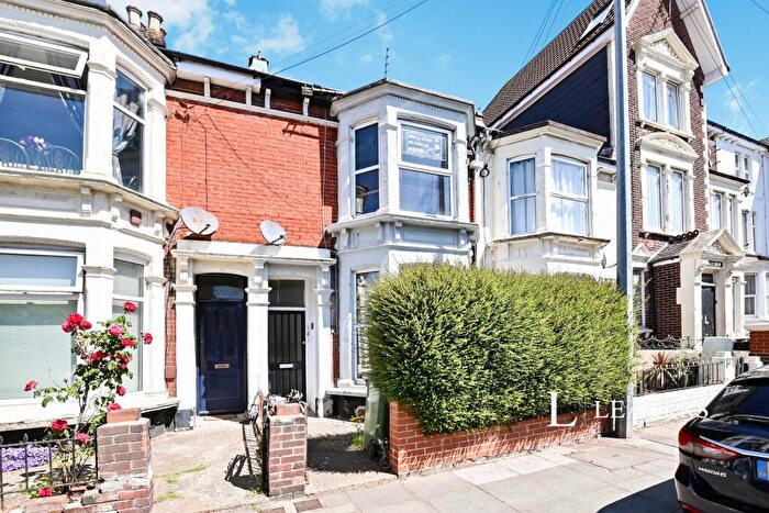 1 Bedroom Apartment To Rent In Queens Road, Portsmouth, PO2