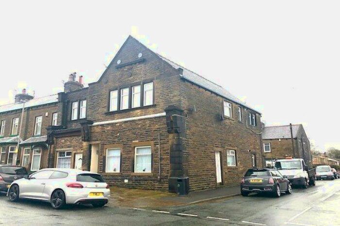1 Bedroom Flat To Rent In Alkincoats, Colne, BB8