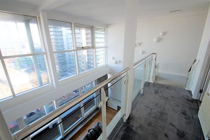 3 Bedroom Flat To Rent In St. Marys Parsonage, Manchester, M3