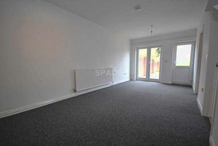 1 Bedroom Flat To Rent In Basingstoke Road, Reading, RG2