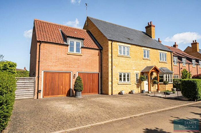 4 Bedroom Detached House For Sale In Castle Lane, Great Easton, Market Harborough, LE16