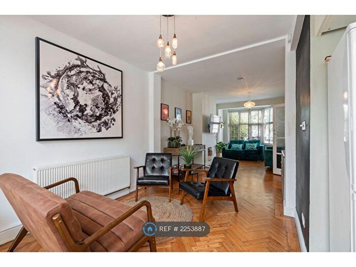 3 Bedroom Terraced House To Rent In Havelock Road, London, SW19