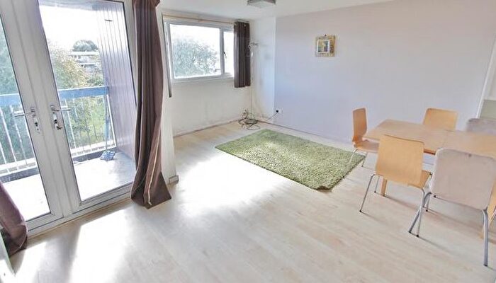 1 Bedroom Apartment To Rent In Cemetery Road, Sheffield, S11