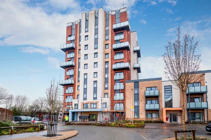 2 Bedroom Flat To Rent In Blanchard Avenue, Gosport, PO13