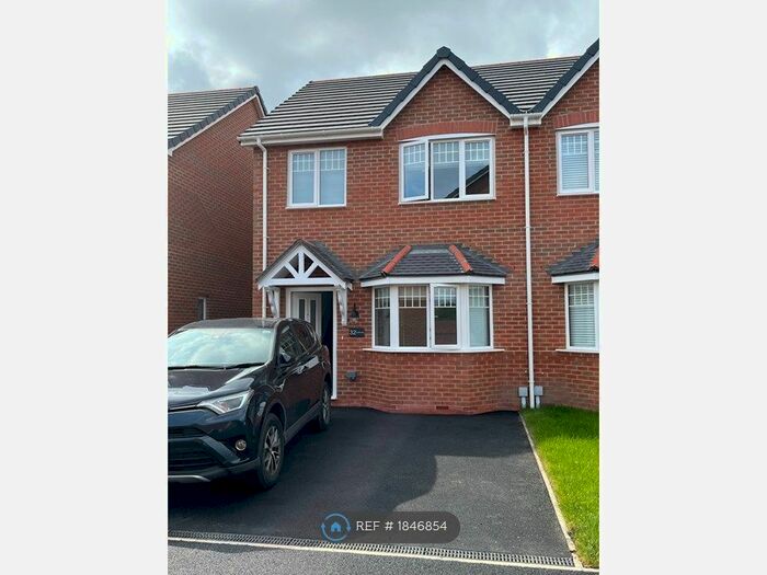 3 Bedroom Semi-Detached House To Rent In Oakmere Road, St. Helens, WA9