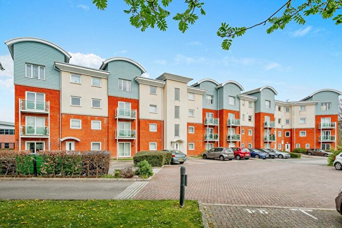 2 Bedroom Flat To Rent In Goodworth Road, Redhill, RH1