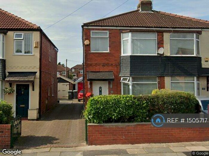 3 Bedroom Detached House To Rent In Lewis Road, Manchester, M43