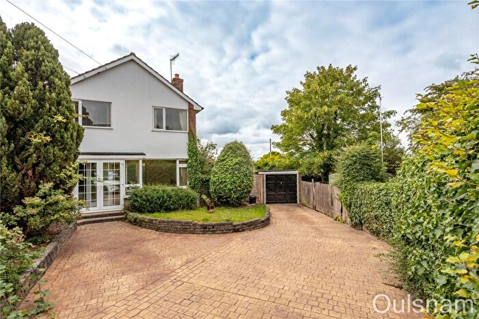 3 Bedroom Detached House For Sale In Bewell Head, Bromsgrove, Worcestershire, B61
