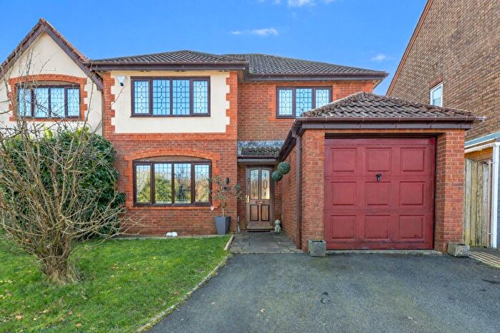 4 Bedroom Detached House For Sale In Ffordd Dryden, Killay, Swansea, SA2