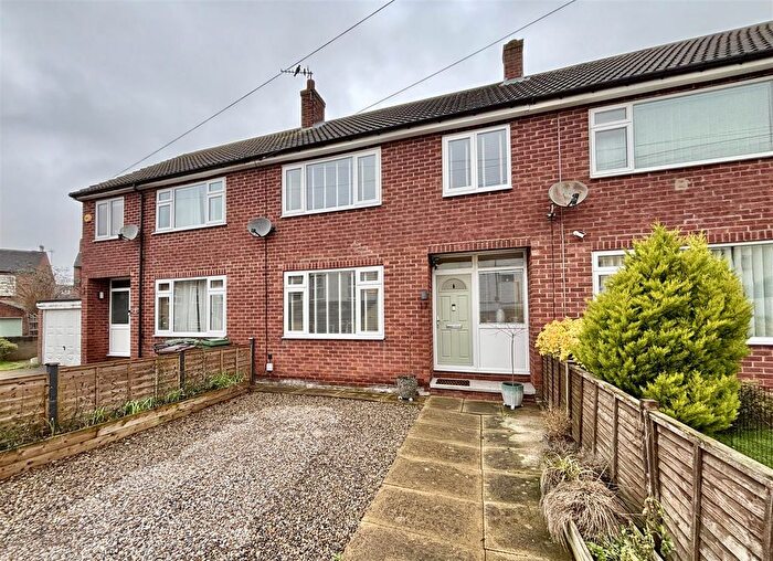 3 Bedroom Terraced House For Sale In Moorland Terrace, Garforth, Leeds, LS25