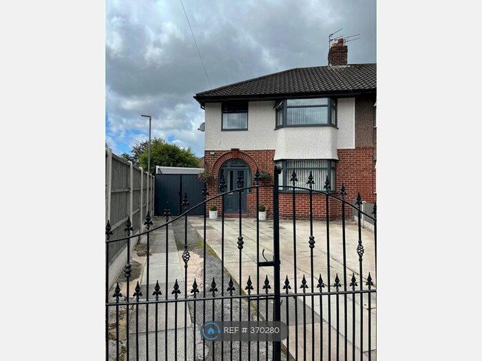 3 Bedroom Semi-Detached House To Rent In Broom Close, Eccleston Park, Prescot, L34