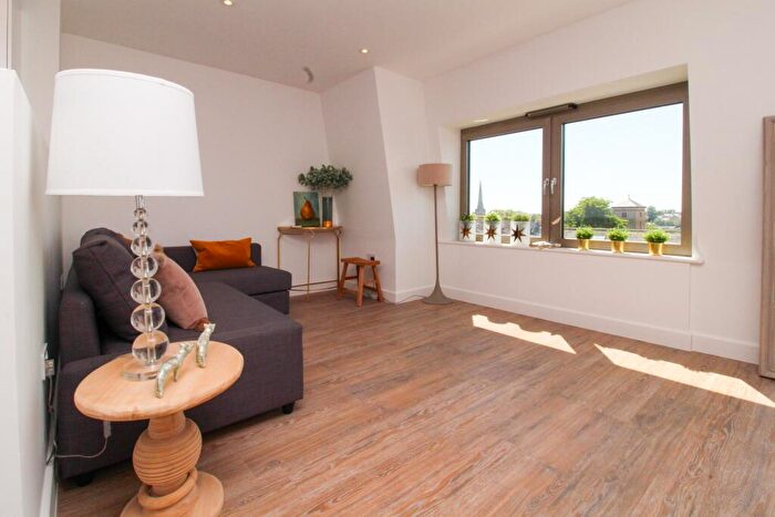 Studio To Rent In High Street, Colchester, CO1