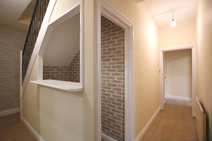 2 Bedroom Apartment To Rent In Dudden Hill Lane, London, NW10