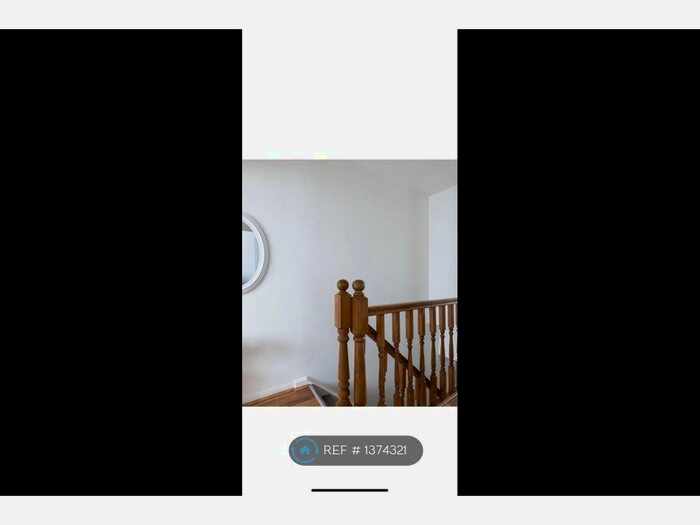 3 Bedroom Flat To Rent In Creswick Walk, London, E3