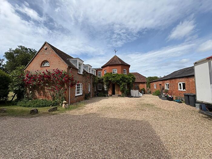4 Bedroom Detached House To Rent In The Coach House, Greywell Hill, Greywell, Hampshire, RG29