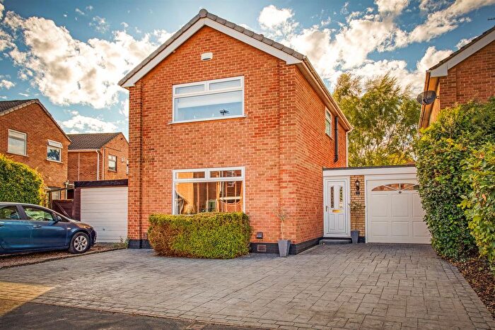3 Bedroom Detached House For Sale In The Croft, Littleover, Derby, DE23