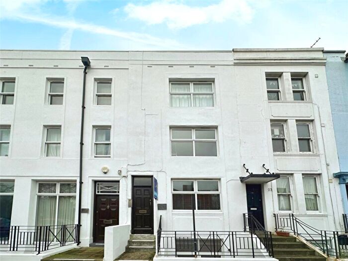 3 Bedroom Maisonette For Sale In Hampshire Terrace, Portsmouth, Hampshire, PO1