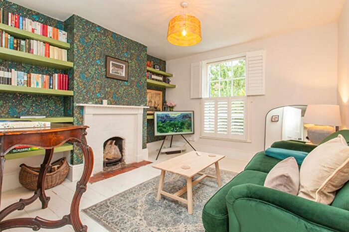 3 Bedroom Terraced House For Sale In Stour Street, Canterbury, CT1