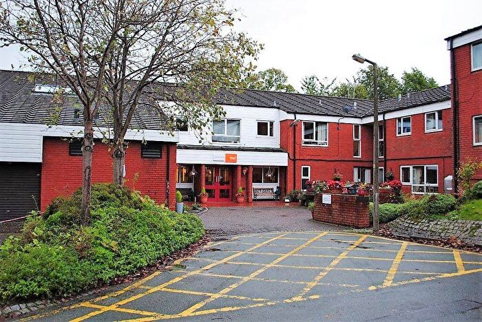 1 Bedroom Flat To Rent In Over 's - Wykeham Chase, Macclesfield, Cheshire, SK11