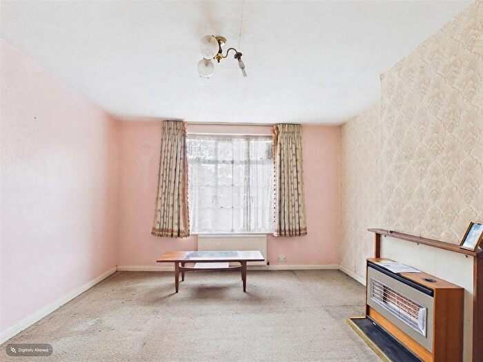 3 Bedroom Terraced House For Sale In Goldbeaters Grove, Edgware, HA8