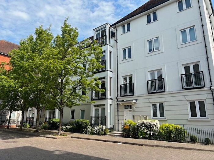 2 Bedroom Flat To Rent In Old Watling Street, Canterbury, CT1