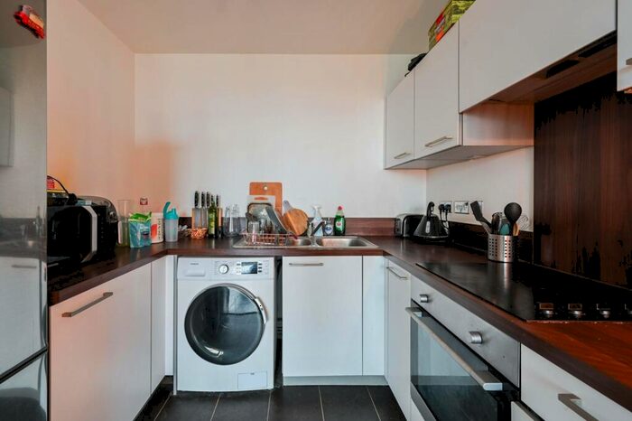 1 Bedroom Flat To Rent In Harston Walk, Bow, London, E3