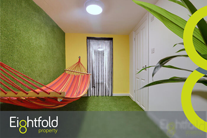 7 Bedroom Terraced House To Rent In Cross Street, Hove, BN3