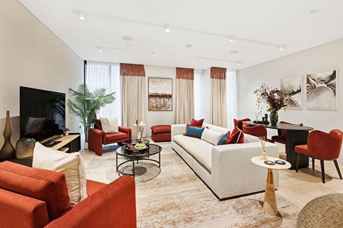 2 Bedroom Flat To Rent In Cork Street, Mayfair, W1S