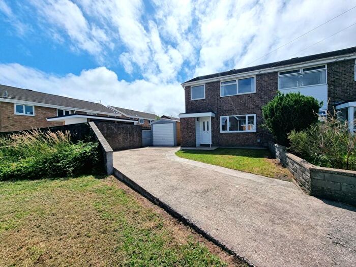 3 Bedroom Semi-Detached House For Sale In Heol-Ty-Cribwr, Bridgend, CF31
