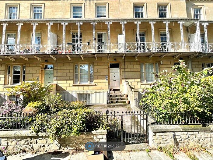 2 Bedroom Maisonette To Rent In South Parade Mansions, Clifton, Bristol, BS8