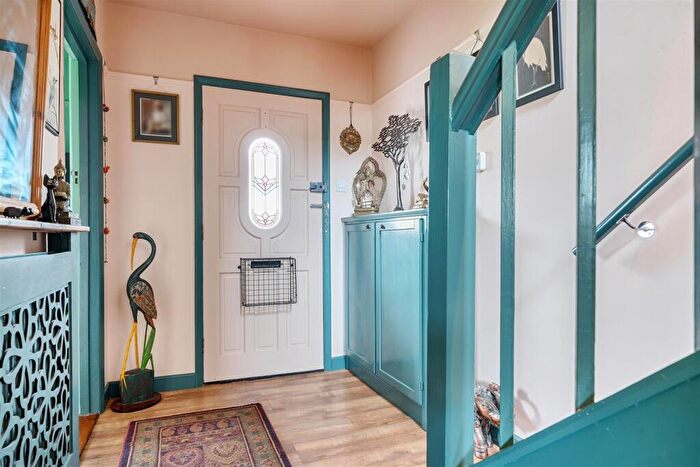 3 Bedroom Terraced House For Sale In Plains Avenue, Maidstone, ME15 - Photo 10