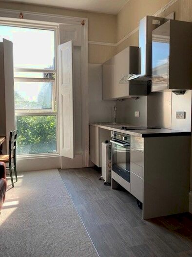 Studio To Rent In Camden Park Road, Camden, London, NW1