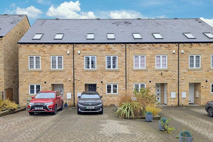 5 Bedroom Town House For Sale In The Old Fire Station Mews, Lister Street, Brighouse, HD6