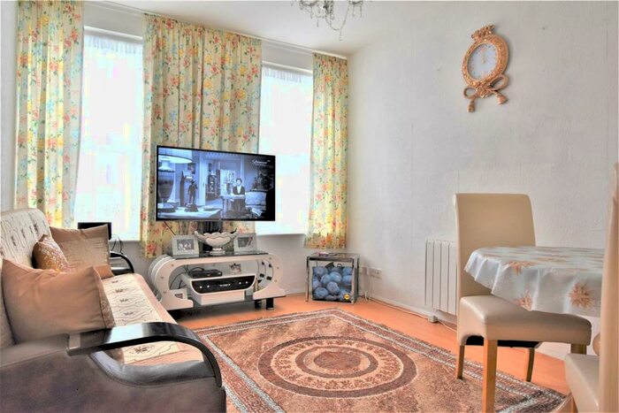 1 Bedroom Flat To Rent In Church Street, Edmonton, N9
