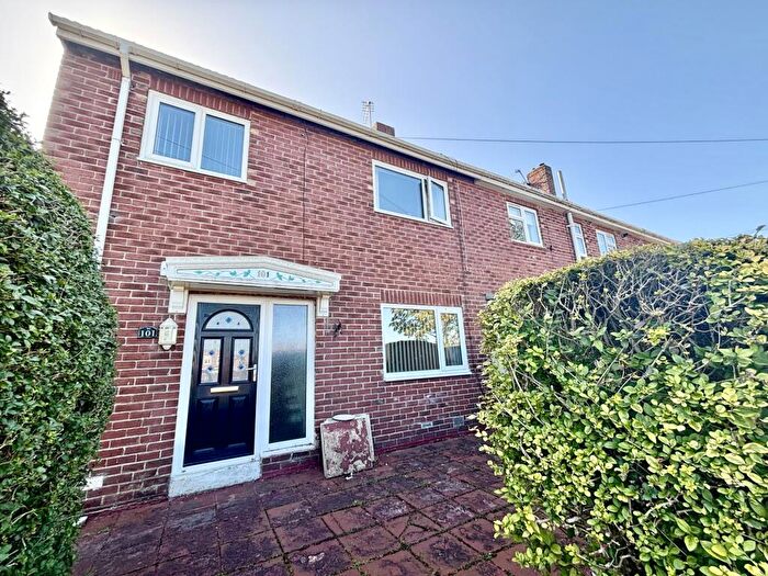 3 Bedroom Semi-Detached House For Sale In North Ridge, Bedlington, Northumberland, NE22