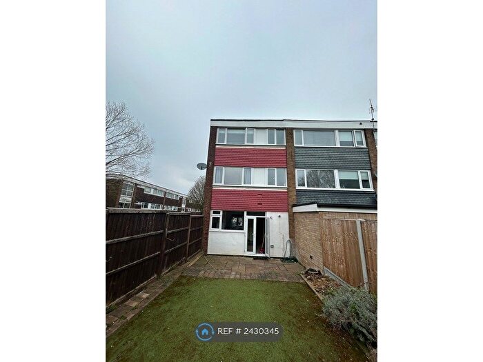 5 Bedroom End Of Terrace House To Rent In Priory Court, Harlow, CM18