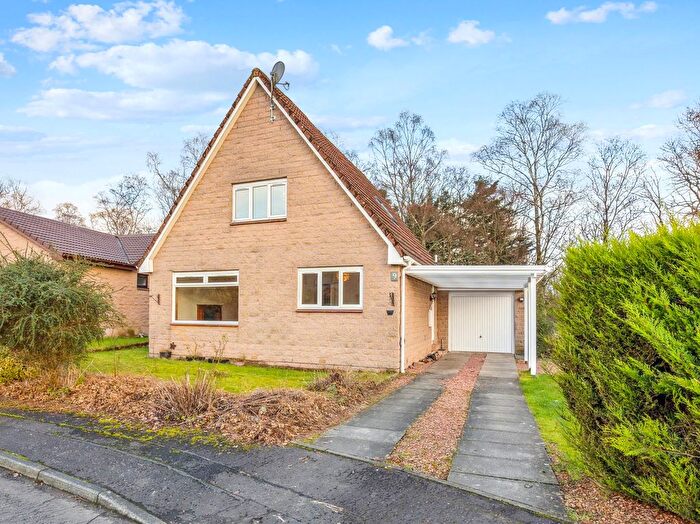 4 Bedroom Detached House For Sale In Hillview Place, Dollar, FK14