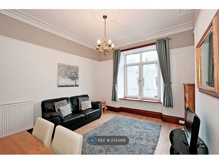 1 Bedroom Flat To Rent In Wallfield Crescent, Aberdeen, AB25