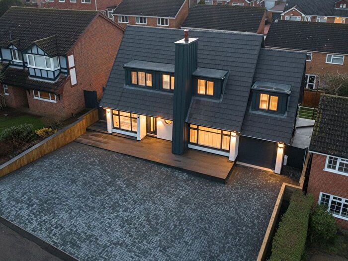 4 Bedroom Detached House For Sale In Clumber Avenue, Mapperley, Nottingham, NG3