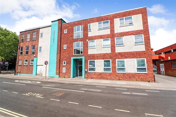 1 Bedroom Flat For Sale In Upper Street, Fleet, GU51