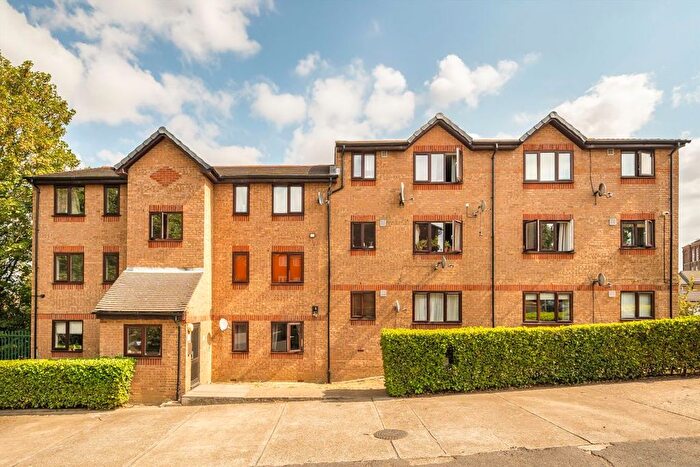 1 Bedroom Flat For Sale In Bernard Ashley Drive, Charlton, SE7