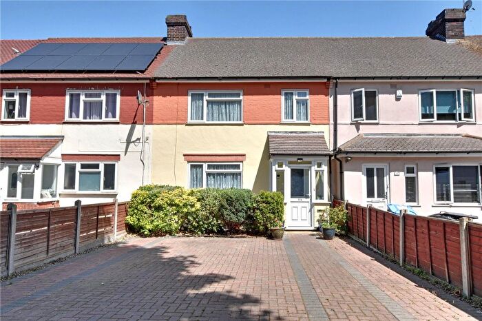 3 Bedroom Terraced House For Sale In Tunnel Avenue, Greenwich, London, SE10