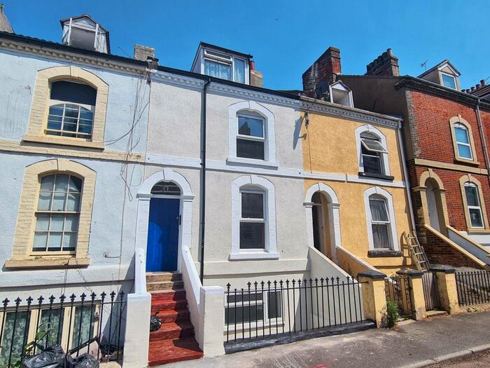 7 Bedroom Terraced House To Rent In Victoria Street, Harwich, CO12