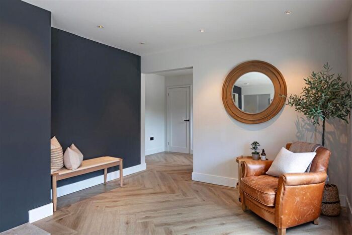 4 Bedroom Detached House For Sale In The Peak, Rowland's Castle, PO9